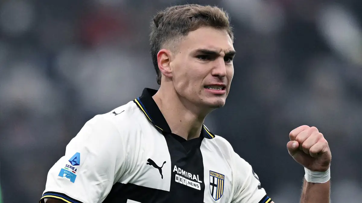 Il Parma piega il Verona 2-1 e vede la salvezza. 0-0 a Cremona