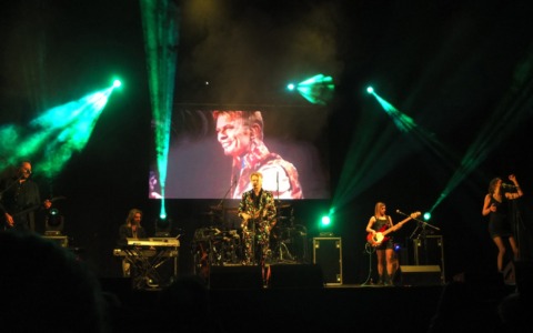 Il ritorno dei Bowieness al Druso di Ranica: Andy (dei Bluvertigo) e la magia del Duca Bianco sul palco