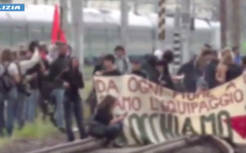 La manifestazione pro Flotilla, i danni alle O.G.R e l’irruzione alla sede de La Stampa: diciotto le misure cautelari, cinque gli arresti