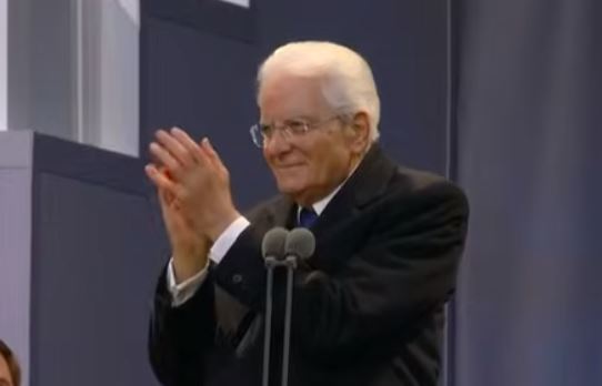 La medaglia d’oro di Francesca Lollobrigida, i complimenti di Mattarella: “L’avevo sentita carica”