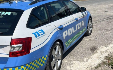 La polizia stradale di Formia salva un minore