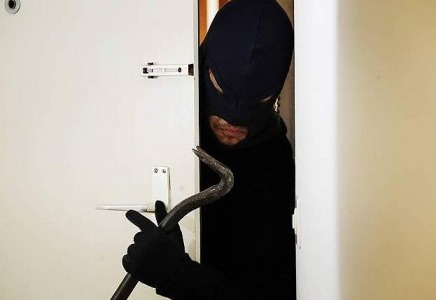 Ladri scatenati: l’invito dell’Amministrazione “Implementiamo il Controllo di vicinato”