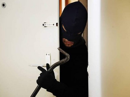 Ladri scatenati: l’invito dell’Amministrazione “Implementiamo il Controllo di vicinato”