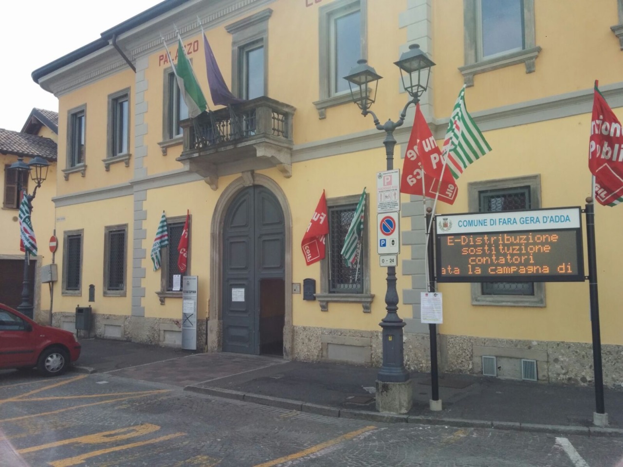 L’opuscolo di “Rete Civica”, perplessità su poli scolastici e asilo a Fara