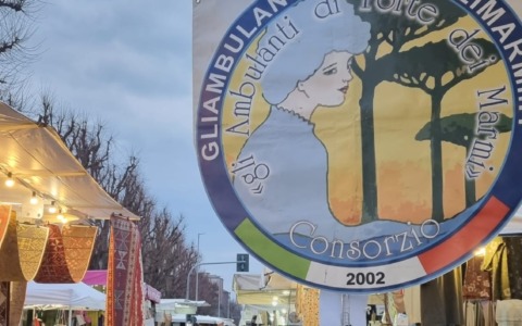 L’originale Consorzio de Gli Ambulanti di Forte dei Marmi® a CINISELLO BALSAMO domenica 8 febbraio