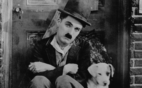 Oggi è sabato 7 febbraio 2026: fatti storici, compleanni famosi, frasi e immagini per dire buongiorno