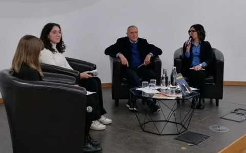 Pietro Grasso a Settimo Torinese: partecipazione e interesse al dibattito su mafie e legalità