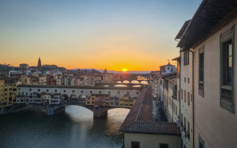 Ponte Vecchio, tutto pronto per uno storico restyling del simbolo di Firenze