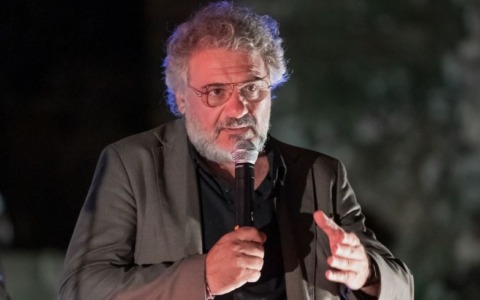 Ragazzina picchiata da coetanee, il sindaco: “Intervenire prima che il disagio diventi aggressione”