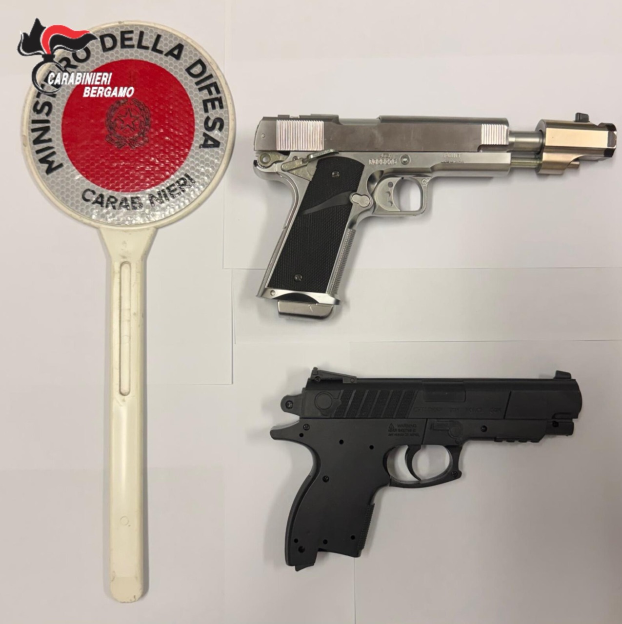 Rapina violenta con botte e minacce in un parcheggio di Brembate, arrestato il secondo fuggitivo