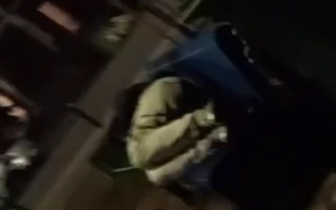 Sconcerto sul sagrato dei Cappuccini: un senzatetto trovato immobile sulla panchina