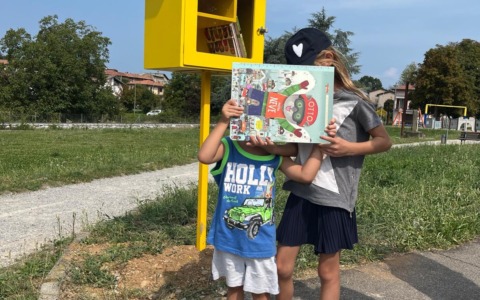 Sei nuove casette dei libri