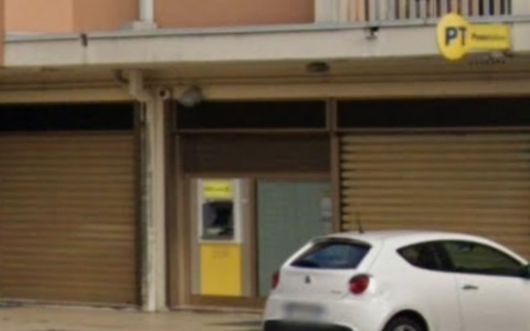Sportello ATM quasi esploso a Chiarano: Carabinieri avvisati in tempo grazie al sistema di video-analisi di Poste Italiane