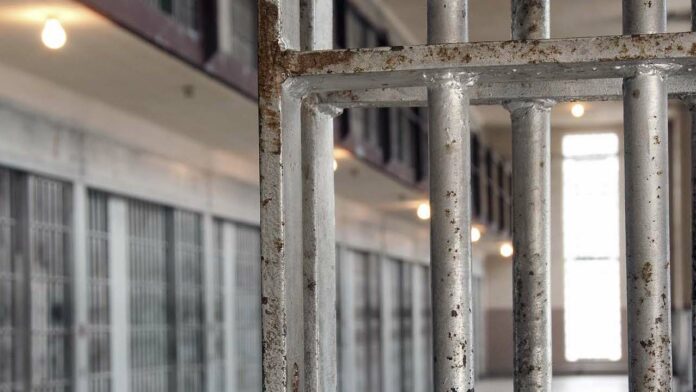 Tragedia in cella, si è tolto la vita uno dei turchi arrestati alla vigilia della macchina di Santa Rosa