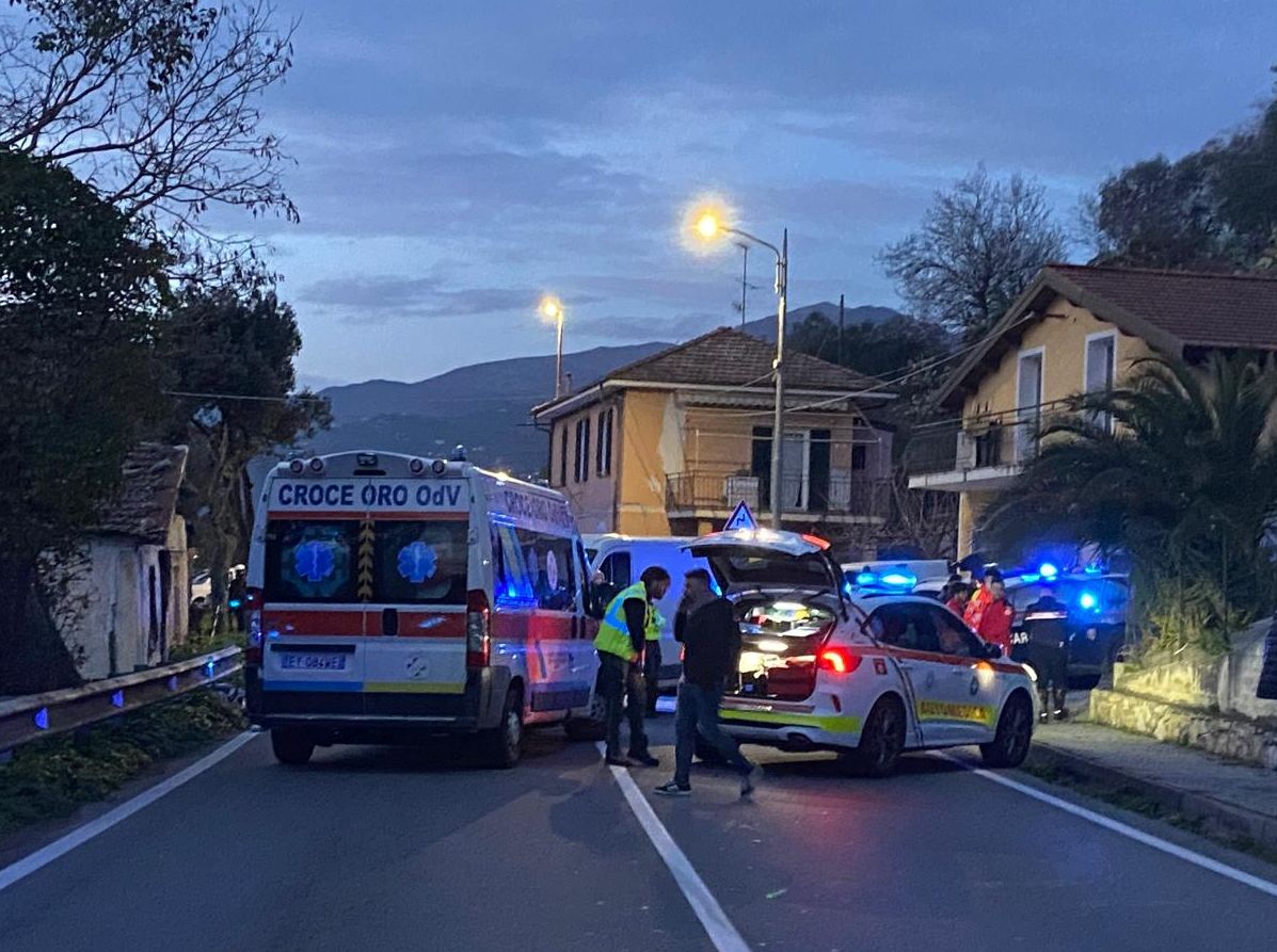 Tragico incidente sulla statale 28, la vittima è il 18enne Gabriele Capone