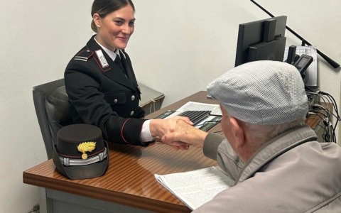 Truffato da finti carabinieri e bancari per 20mila euro