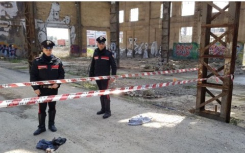 29enne accusato di tentato omicidio alle ex Reggiane