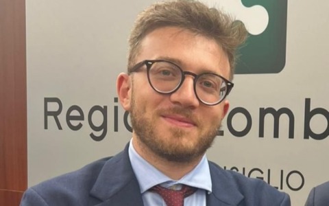 Accoltellamento di Lecco, Carlo Piazza: “Gattinoni chieda l’immediata attivazione della zona rossa per piazza della Stazione”