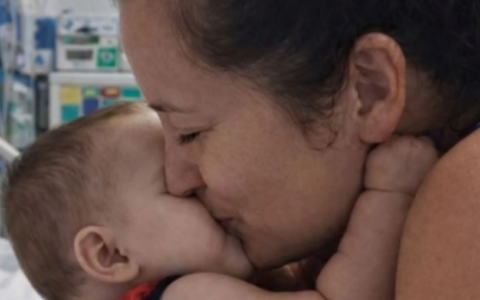 Autopsia bimbo Napoli: il principale colpevole è stato il ghiaccio secco