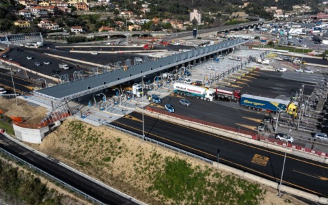 Autotrasporto, doppio allarme a Ventimiglia: “Caos alla barriera e ristori fermi”