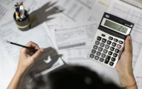 Bollette: Brescia è la seconda provincia lombarda dove nel 2025 si è speso di più per la luce