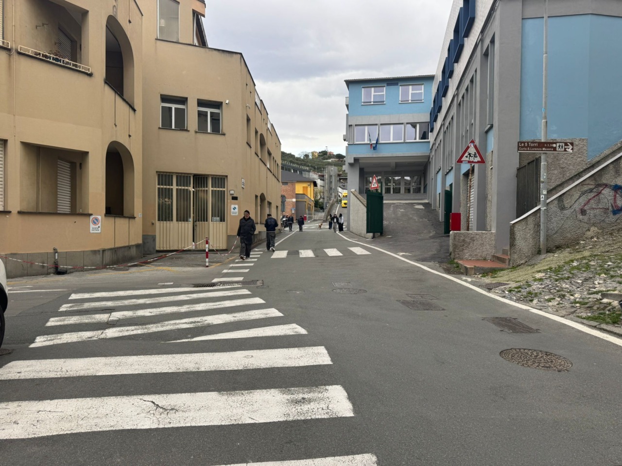 Chiavari, nuovo marciapiede in via Ghio