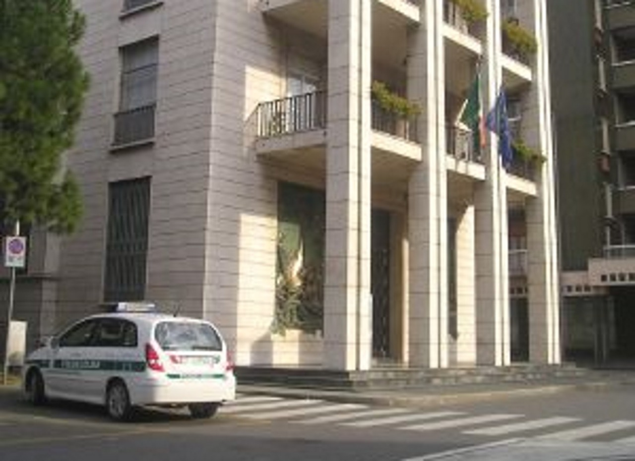 Civicamente contro il sindaco Zerboni: “Consiglio comunale ridotto a una farsa”