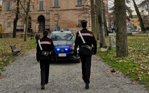 Consuma in un bar ma non vuole pagare: denunciato