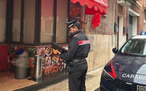 Controlli nel ristorante e in pizzeria, denunciati i titolari e multati di 8.000 euro