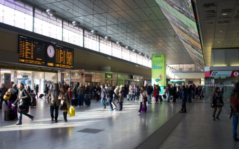 Controlli straordinari della Polizia Ferroviaria: denunce e sanzioni nelle stazioni di Torino