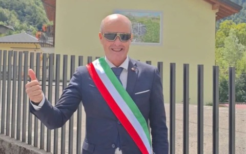Dimissioni in massa dei consiglieri a Valbondione, cade l’amministrazione del sindaco Walter Semperboni
