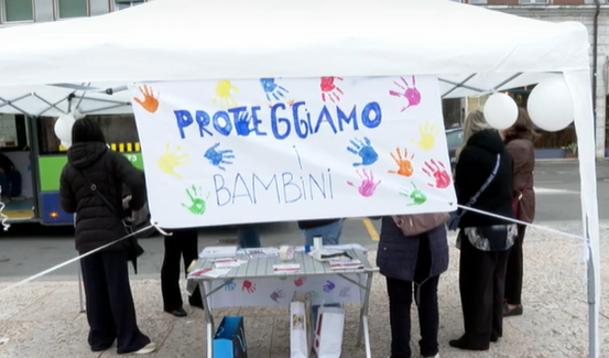 Dopo i maltrattamenti, petizione delle mamme per introdurre la videosorveglianza negli asili