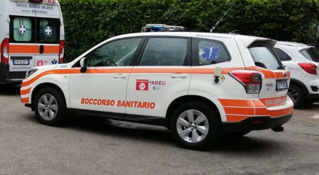 Esplode una bombola di gas in azienda: feriti due operai