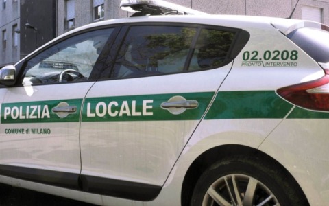 Fuga contromano a San Siro, arrestato 25enne senza patente