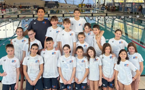 Gli Esordienti della Libertas Novara concludono con il botto i gran prix regionali di nuoto