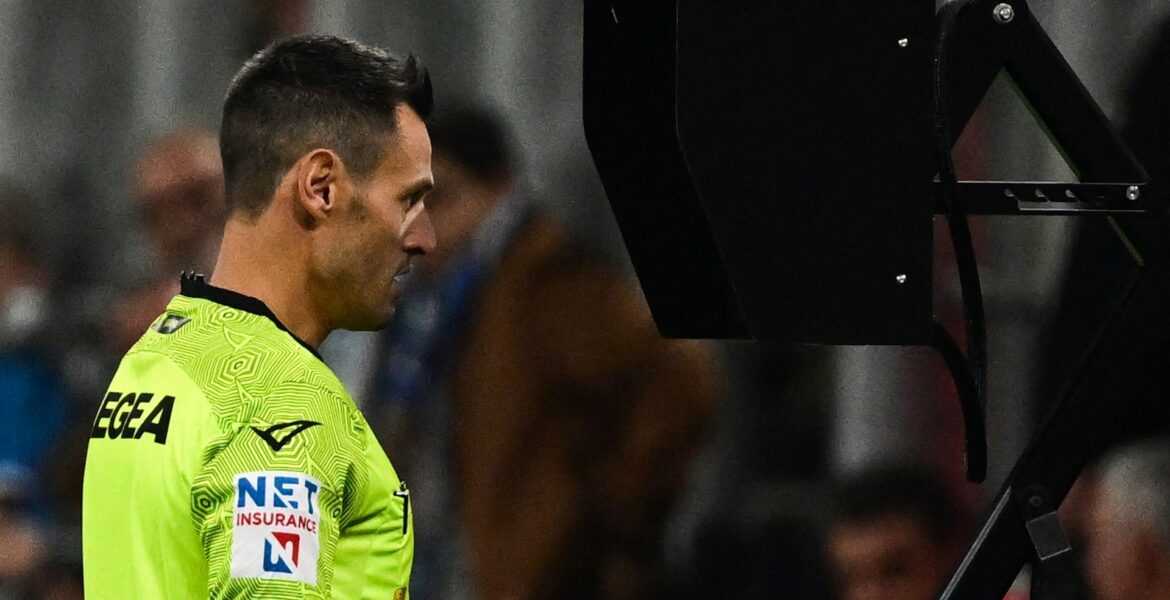 Il fallo di mano di Pongracic e quello di Idzes: la lettura dell’AIA