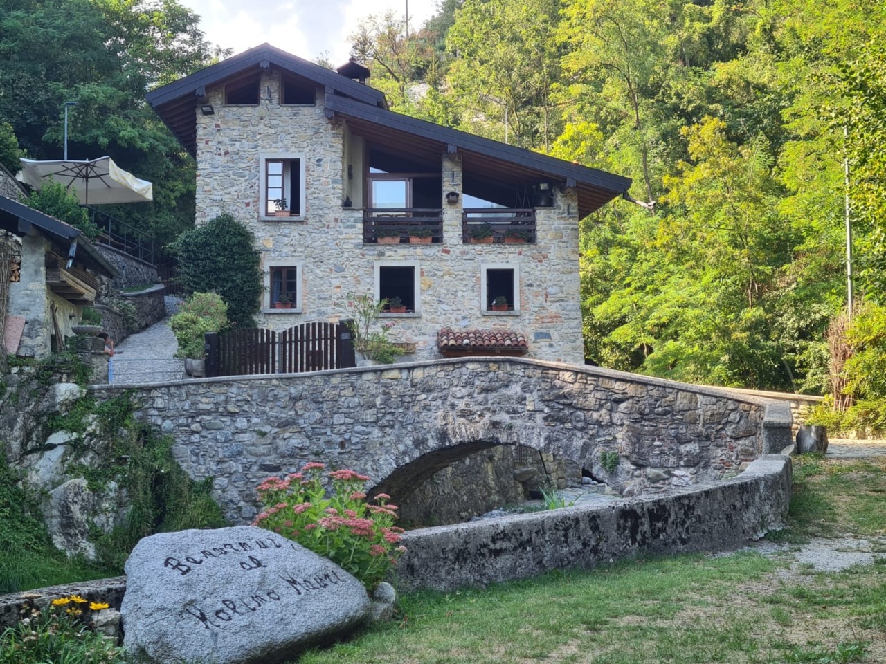 Il Mulino di Mendatica torna a vivere dopo l’alluvione. «Segnale di rinascita del borgo»