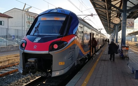 In Commissione Trasporti audizione con Trenitalia e RFI che rispondono su guasti, ritardi e cantieri PNRR