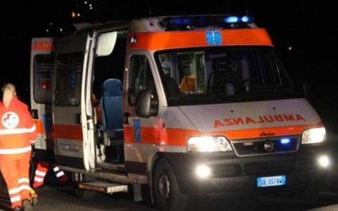Interventi del 118 a Pavia nella notte tra lunedì 2 e martedì 3 marzo 2026: incidente a Voghera