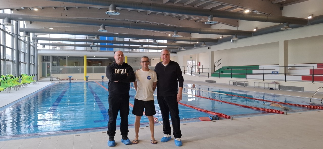 La piscina riapre i battenti e si inizia con i primi corsi e il nuoto libero