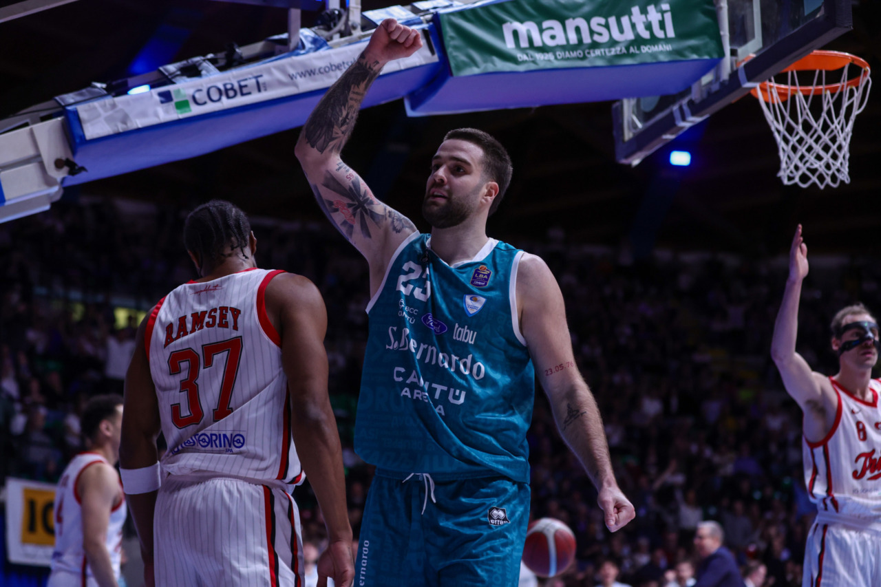 L’Acqua San Bernardo Cantù non dà scampo a Trieste