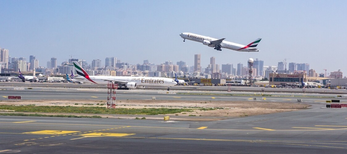 Medio Oriente, caos voli dopo gli attacchi del 28 febbraio: cancellazioni, scali a rischio e allarme truffe sui biglietti