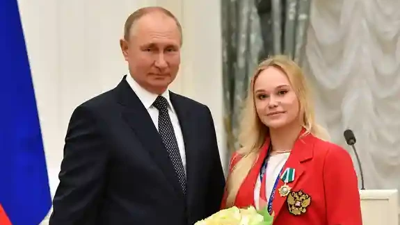 Melnikova, ginnasta russa della Libertas, diventa un caso. Finocchi: “Sostiene Putin contro l’Ucraina”