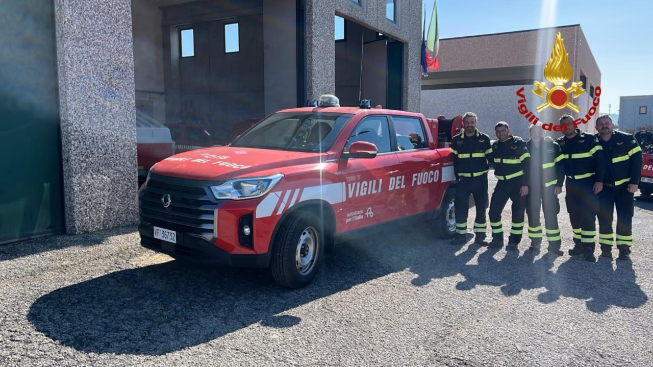 Nuovo pick-up con modulo antincendio al distaccamento di Poggio Mirteto per gli interventi sull’A1