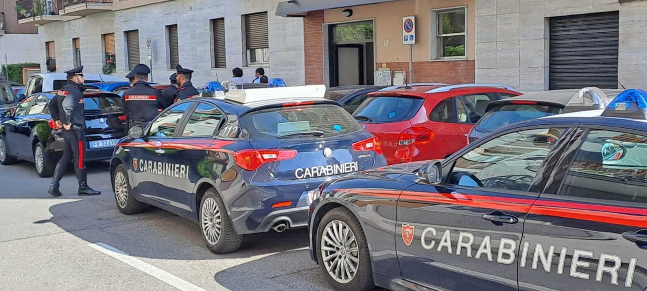 Omicidio Vasilica Potincu: il presunto assassino insultato dalla madre della vittima