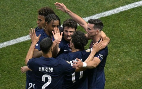 PSG-Lens, la Ligue 1 ha deciso: si giocherà a metà maggio