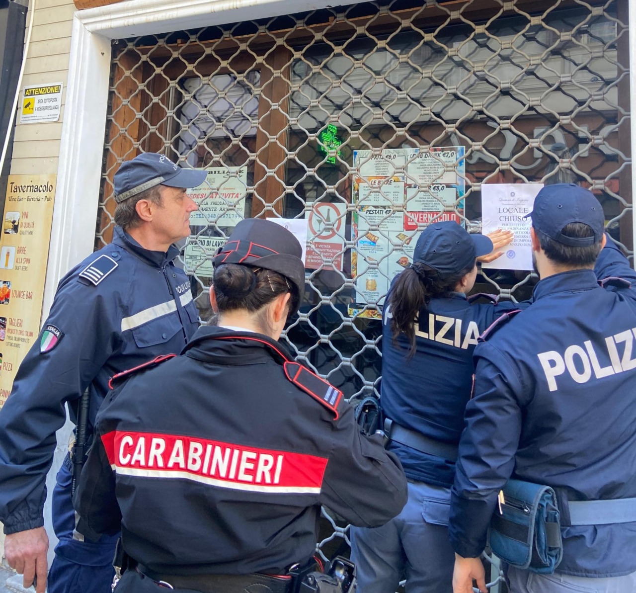 Questore chiude il Tavernacolo a Sanremo