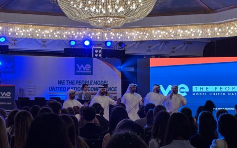 Rientro a Pavia dopo l’incubo a Dubai: 25 studenti della Scuola Internazionale tornano in Italia