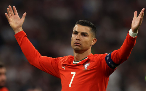 Lesione muscolare per Ronaldo: anche il Portogallo preoccupato