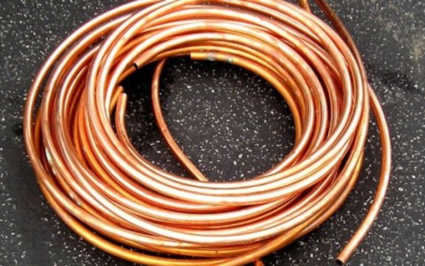 Rubano 70 metri di cavi di rame nell’impianto idrovoro “ex Revere”: indagini in corso a Sermide